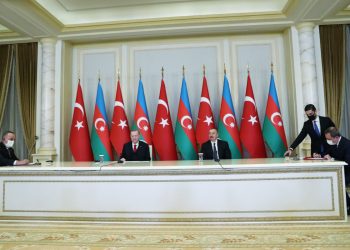Türkiye ile Azerbaycan arasında vizeler kalkıyor