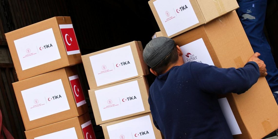 TİKA “Erenler Sofrası” adıyla Kazakistan’da ramazan yardımı dağıtımına başladı
