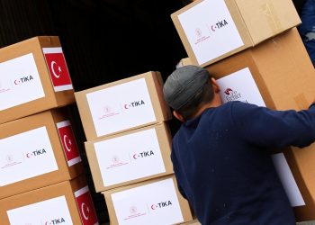 TİKA “Erenler Sofrası” adıyla Kazakistan’da ramazan yardımı dağıtımına başladı